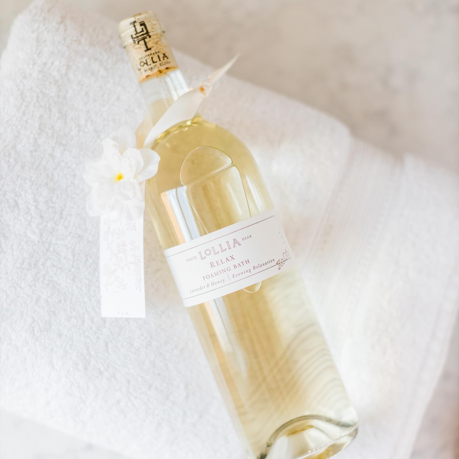 Lollia Relax Bubble Bath, 25 fl. oz., Lavender & Honey Scented Luxury Soap, Gentle & Moisturizing Fragranced Skin Care with Hydrating Ingredients for Women